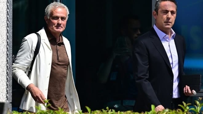 Mourinho’nun Raporu Hazır: Fenerbahçe, 3 Yıldız Adayıyla Masaya Oturdu!