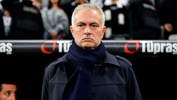 Jose Mourinho’dan Radikal Karar: Bir Futbolcuyla Daha Yollar Ayrılıyor!