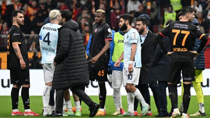 Fenerbahçe'den Galatasaray'a sahadan çekilme tepkisi