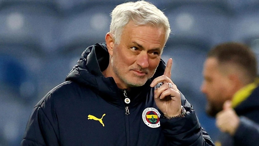 “Derbi öncesi Mourinho’dan sürpriz hamle!